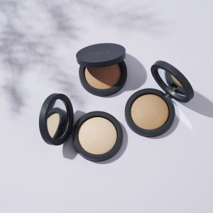 Baked mineral foundation. Inika. Insideout by Sam
