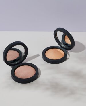 Inika Baked Mineral Illuminisor. Insideout by Sam